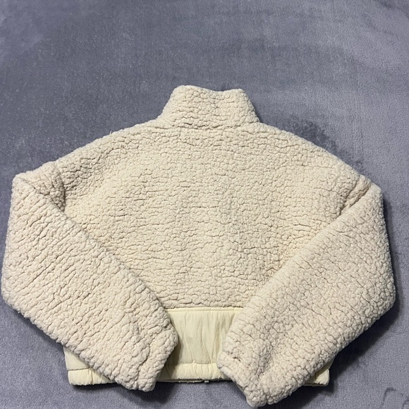 NWOT Cozy Cream Sherpa Jacket with Orange Accents - Picture 5 of 7